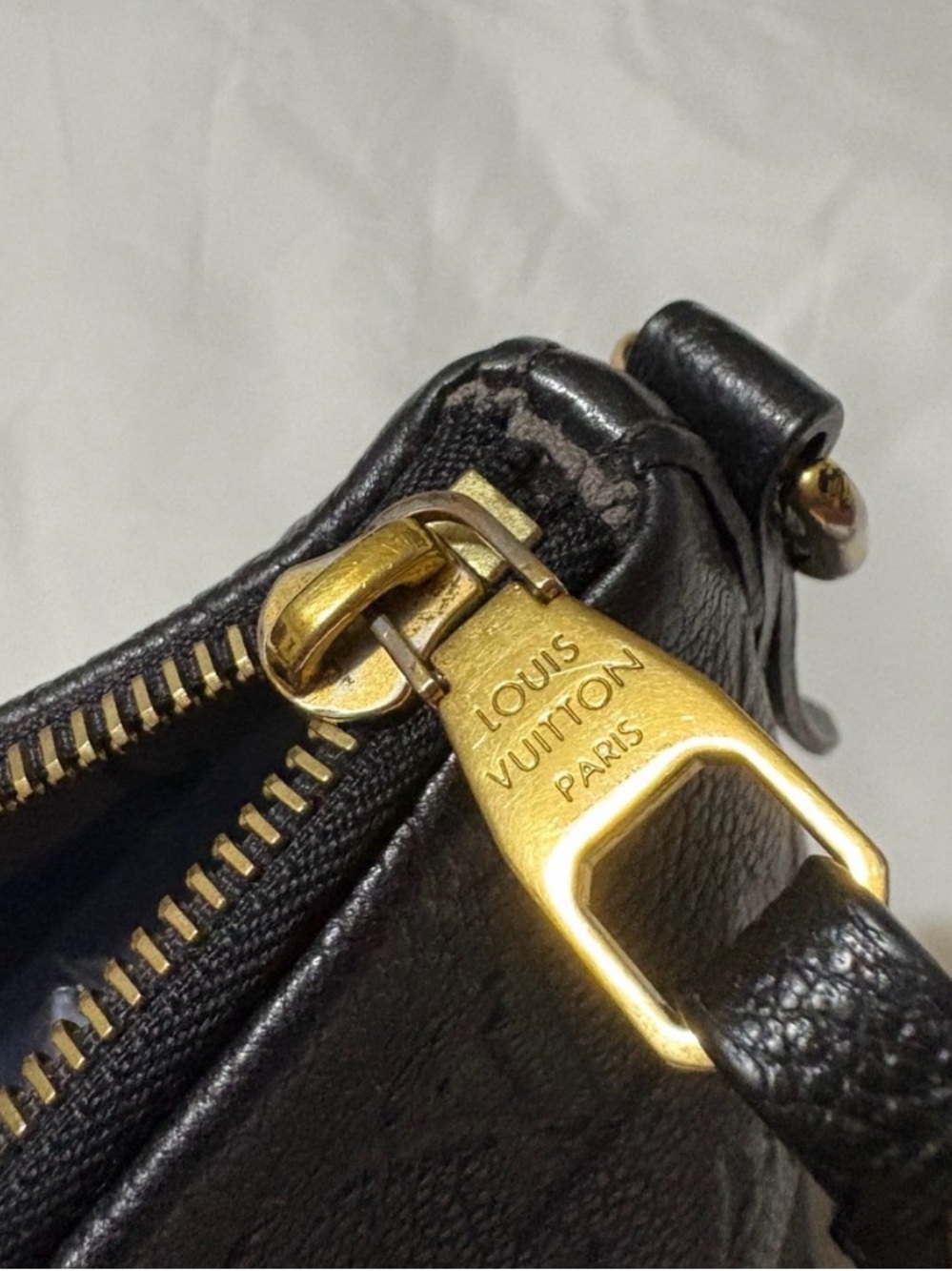 Louis Vuitton Mazarine Black Leather Handbag - Picture 13 of 16
